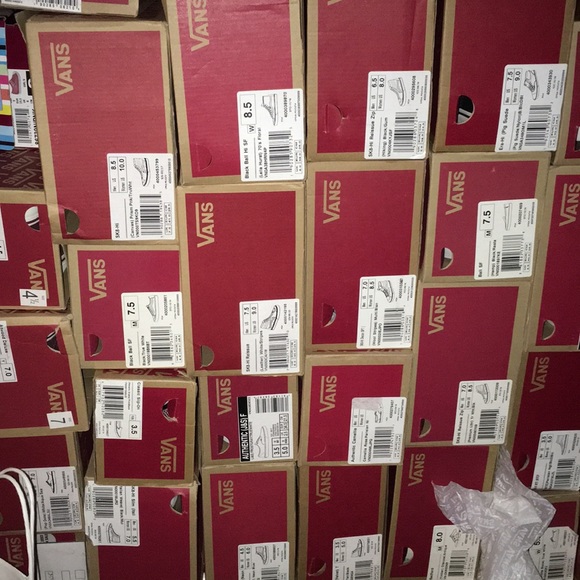 ‼️STORE CLOSING‼️ - Picture 3 of 5